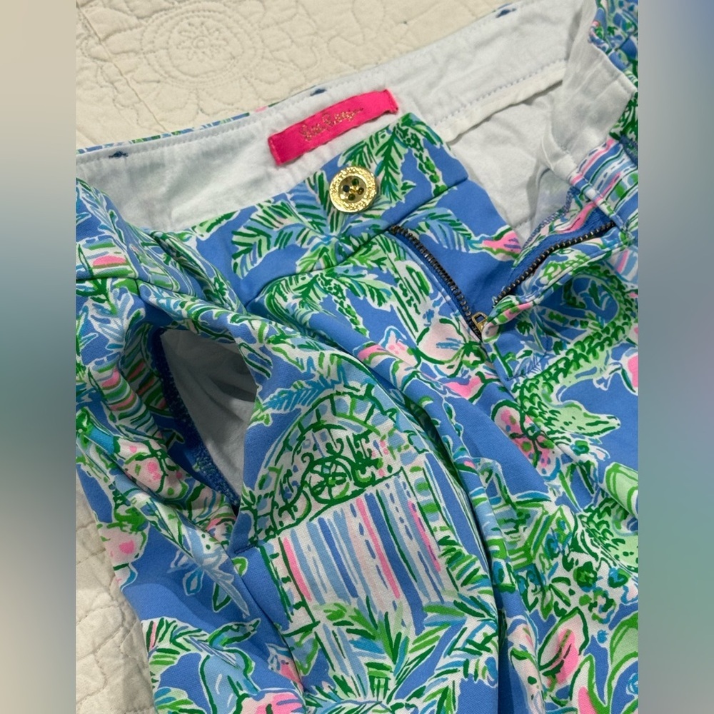 Lilly Pulitzer Womens Blue Tropical Floral Bermuda Shorts Size 0 stretch - Picture 7 of 8